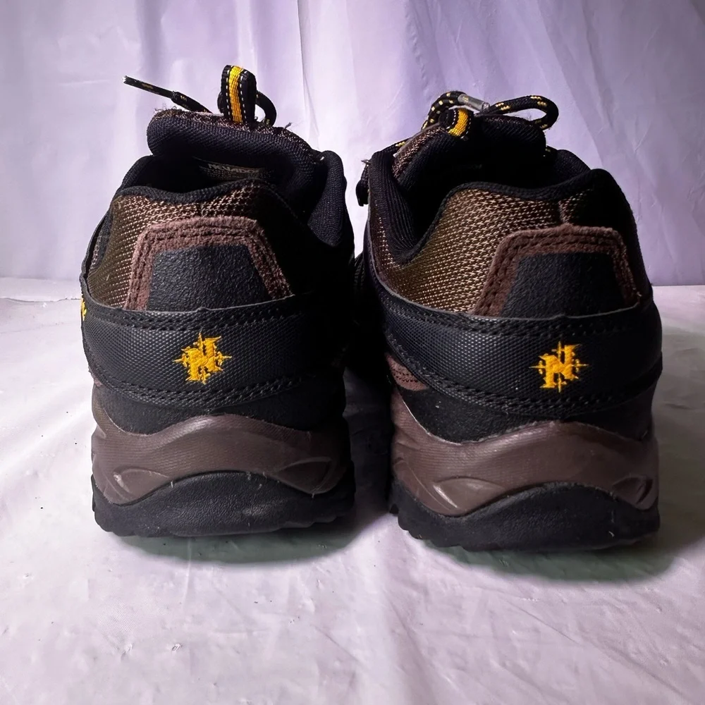 Nevados Brown and Black Men's Boat Shoes